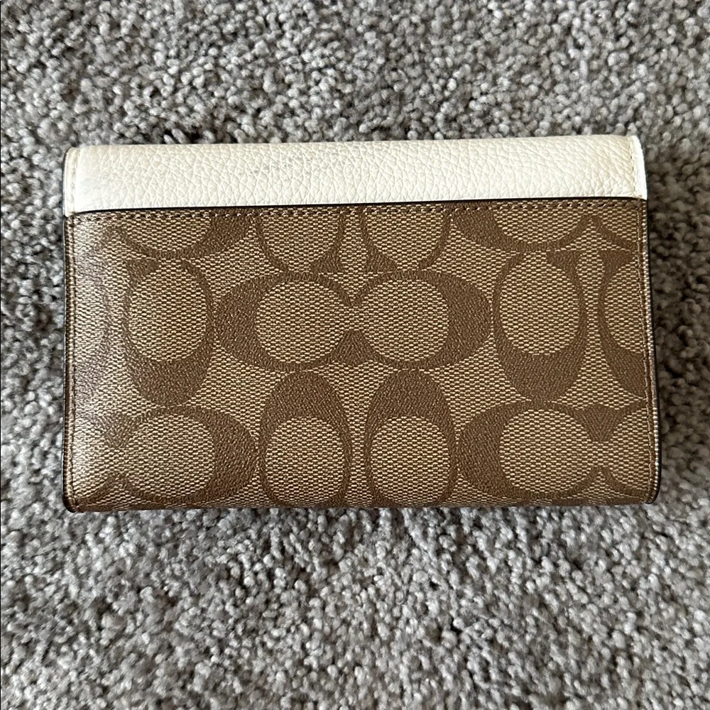 Coach Jade Medium Envelope Wallet‎ In Signature Canvas Khaki Chalk 87935